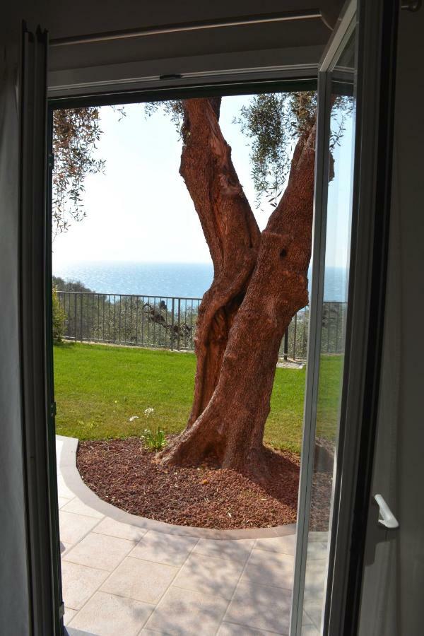 La Torretta Villa Imperia Eksteriør bilde
