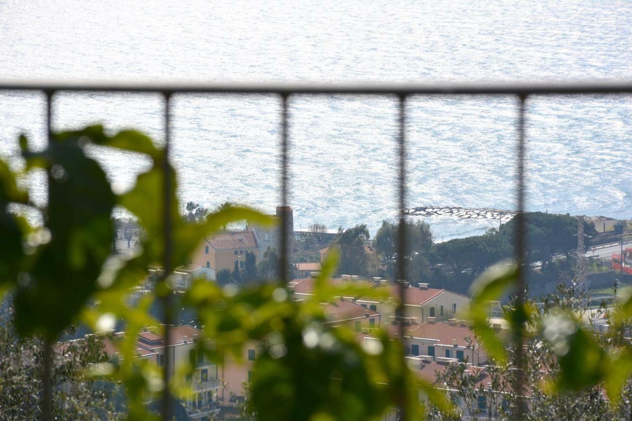 La Torretta Villa Imperia Eksteriør bilde