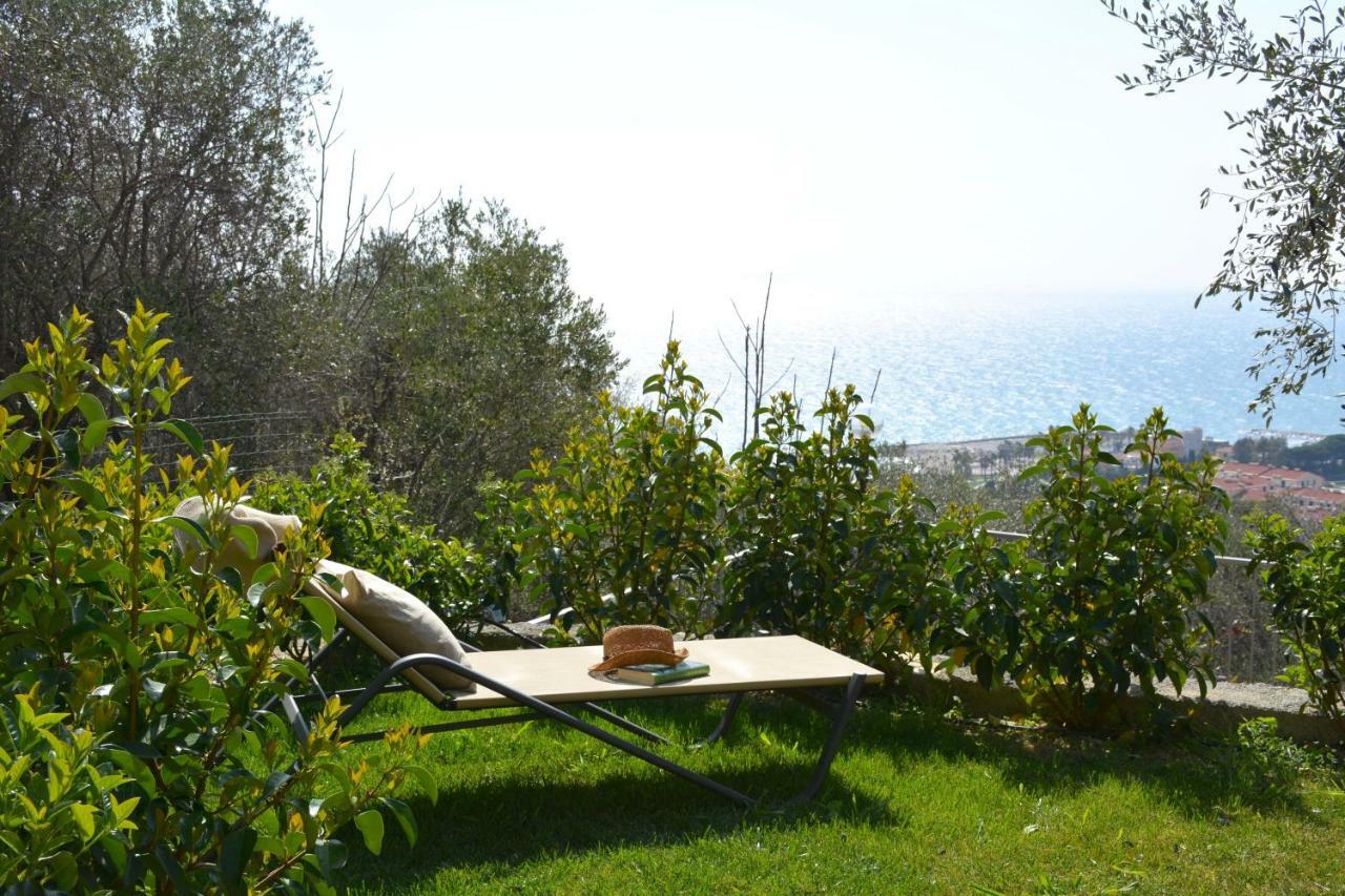 La Torretta Villa Imperia Eksteriør bilde